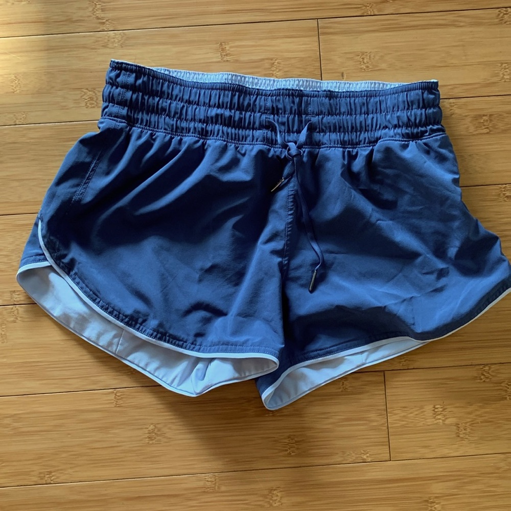Lululemon reversible shorts
